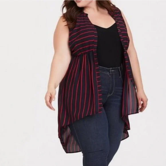 Torrid Lexie Georgette Sleeveless Hi Lo Navy Red Stripe Sheer Button Tunic Top - Picture 2 of 13